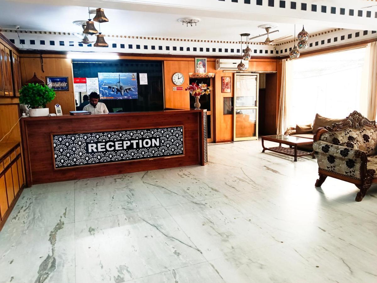 Hotel Krone Near Igi Airport Delhi Nowe Delhi Zewnętrze zdjęcie